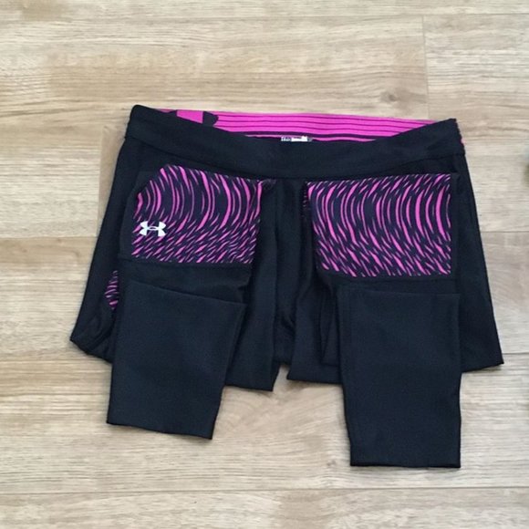 UNDER ARMOUR "Heatgear" Soft Leggings In Black with Hot Pink Design - Picture 2 of 7
